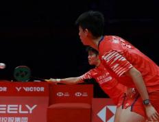 世界杯竞猜-羽毛球总决赛：国羽黄东萍冯彦哲三连胜击败世界排名第四晋级四强