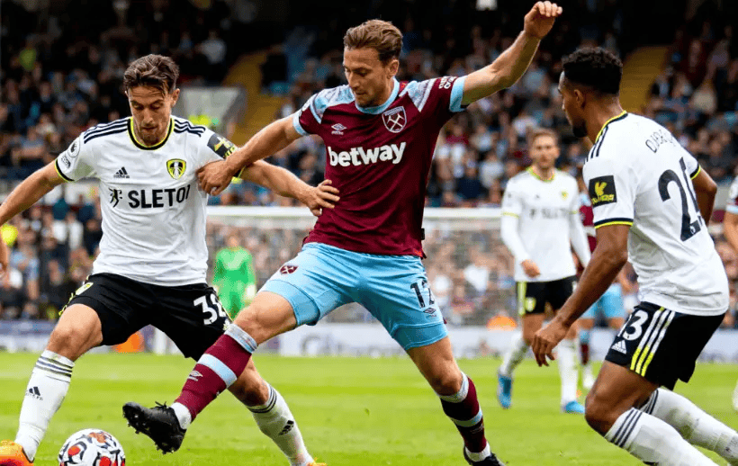 世界杯规则-英超焦点战青春风暴对决铁锤帮！